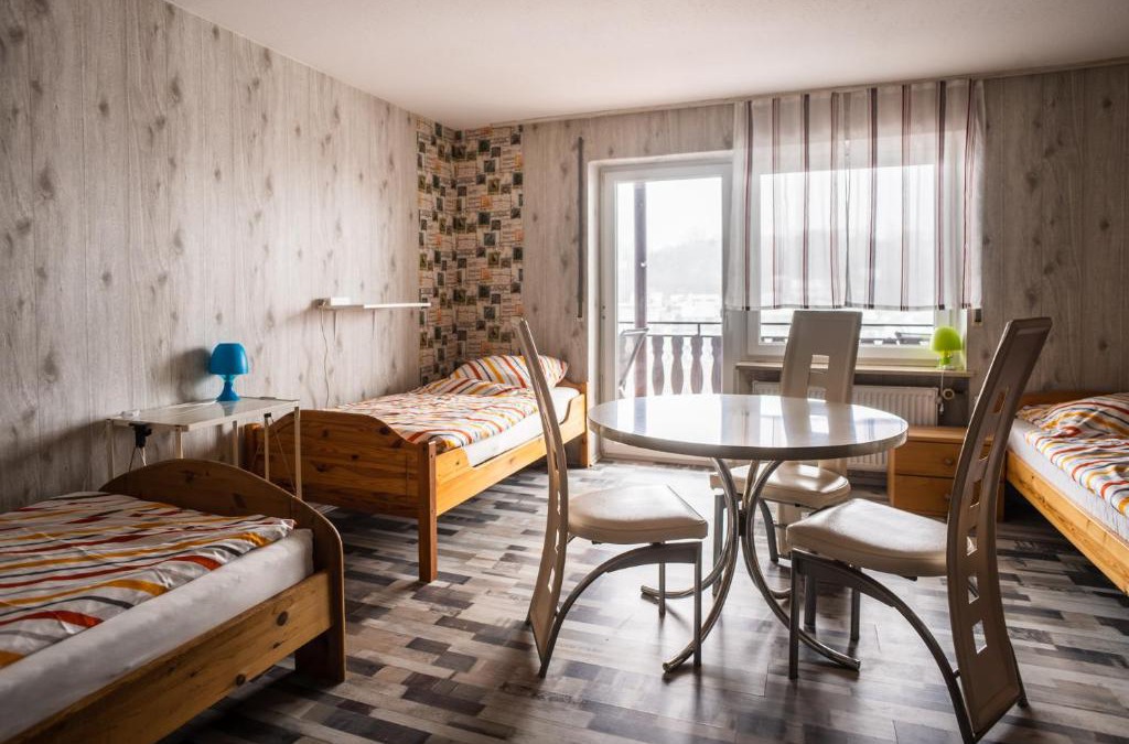 Katzental House | Monteurzimmer Rabe