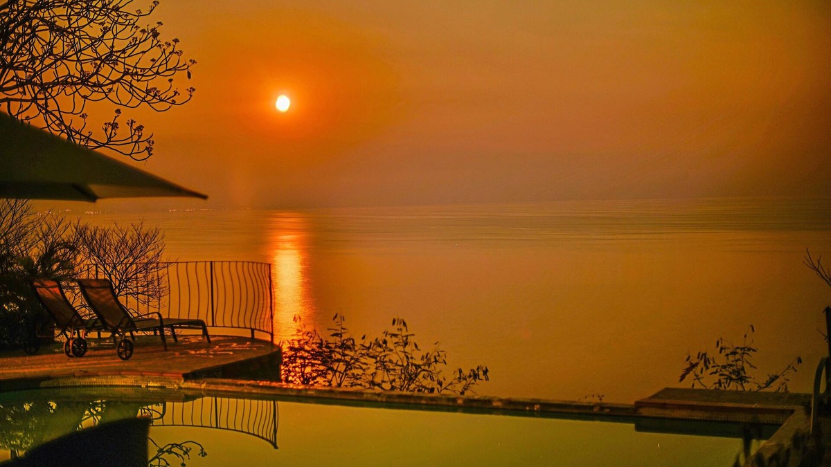 Montezuma Cottage | Montezuma Heights "Buho" cottage. Into the great wide open. Sleeps 2