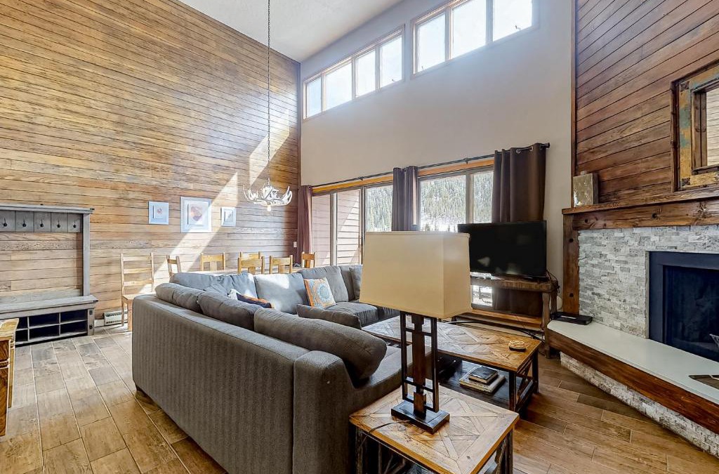 Lakeside Village Apartment | Montezuma Magic