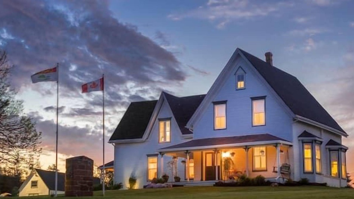 Burlington Bed & Breakfast | Montgomery Inn Ingleside