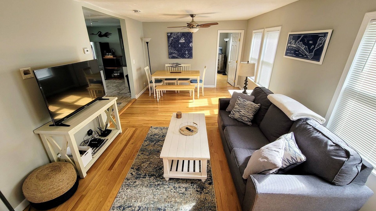 Hull House | Monthly Rental/House on Atlantic Hill- Easy access to Nantasket/Gunrock Beaches.