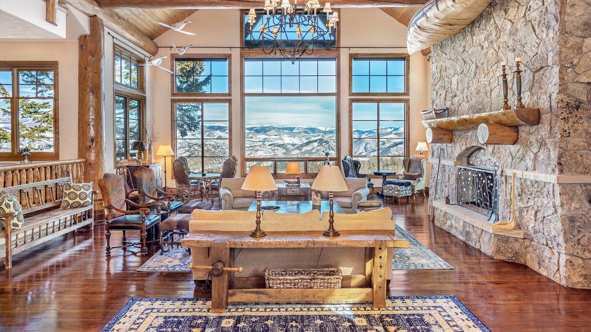 Cordillera House | Monthly Rentals Available, Media Room, Pool Table, Indoor Basketball Court