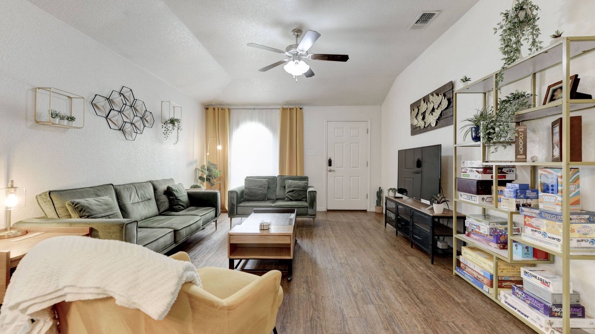 Killeen House | Monthly Stay - No Cleaning Fee 3BR 2BA
