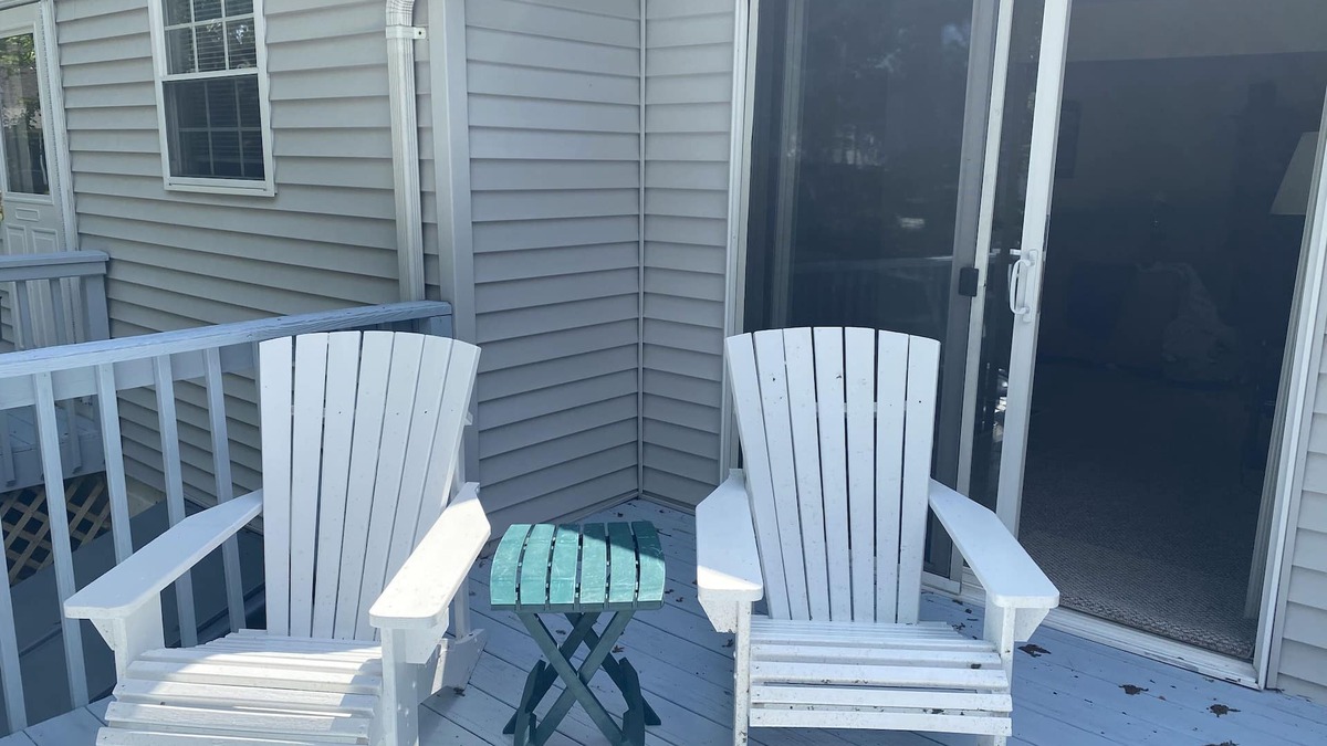Osbornsville House | Monthly Summer Rental Home - beach passes included!
