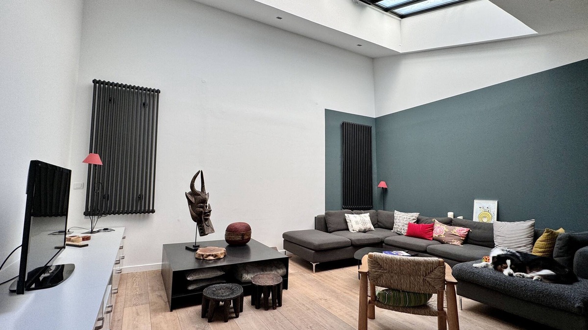 Quartier de la Goutte-d'Or Apartment | Montmartre at 500m! Large Loft Nestled in a Quiet Courtyard, in a Vibrant Area