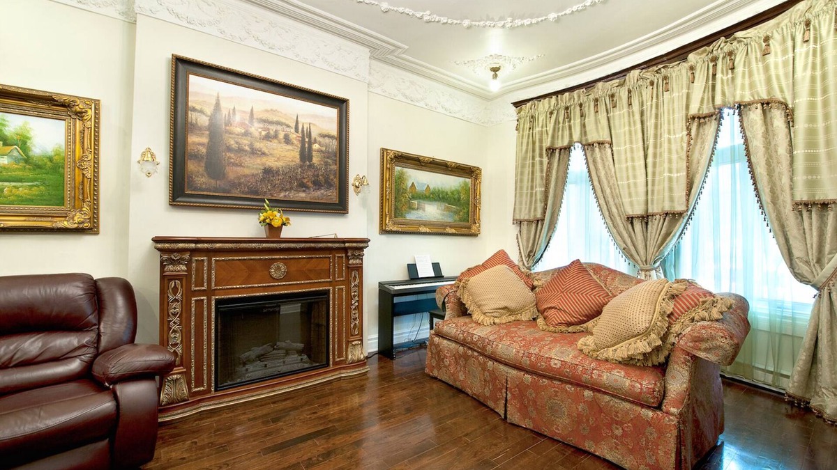 Viauville House | Montreal Chateau 8 mills from Historical Old Montreal!Bachelor Party!