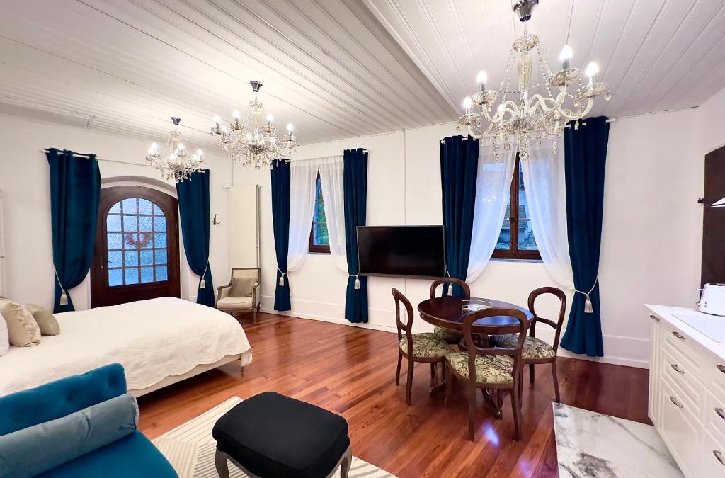 Montreux Apartment | Montreux Castle | Charming Lake View Studio