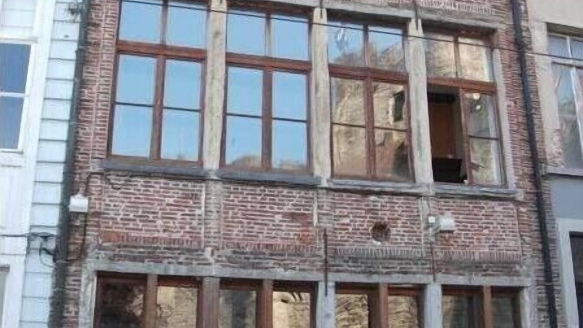 Patershol House | Monumental building opposite the Gravensteen in Ghent