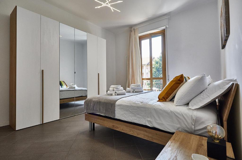Monza Apartment | MONZA-MILANO - Comfort tra centro e stazione - WIFI