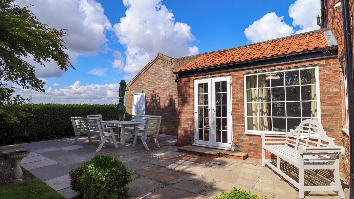 Burringham Cottage | Moon Field Lodge