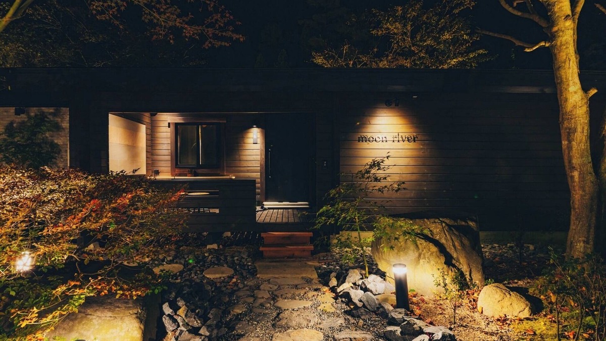 Hatsukaichi Cabin | moon river openair bathsaunaswitch on big scree/Hatsukaichi Hiroshima
