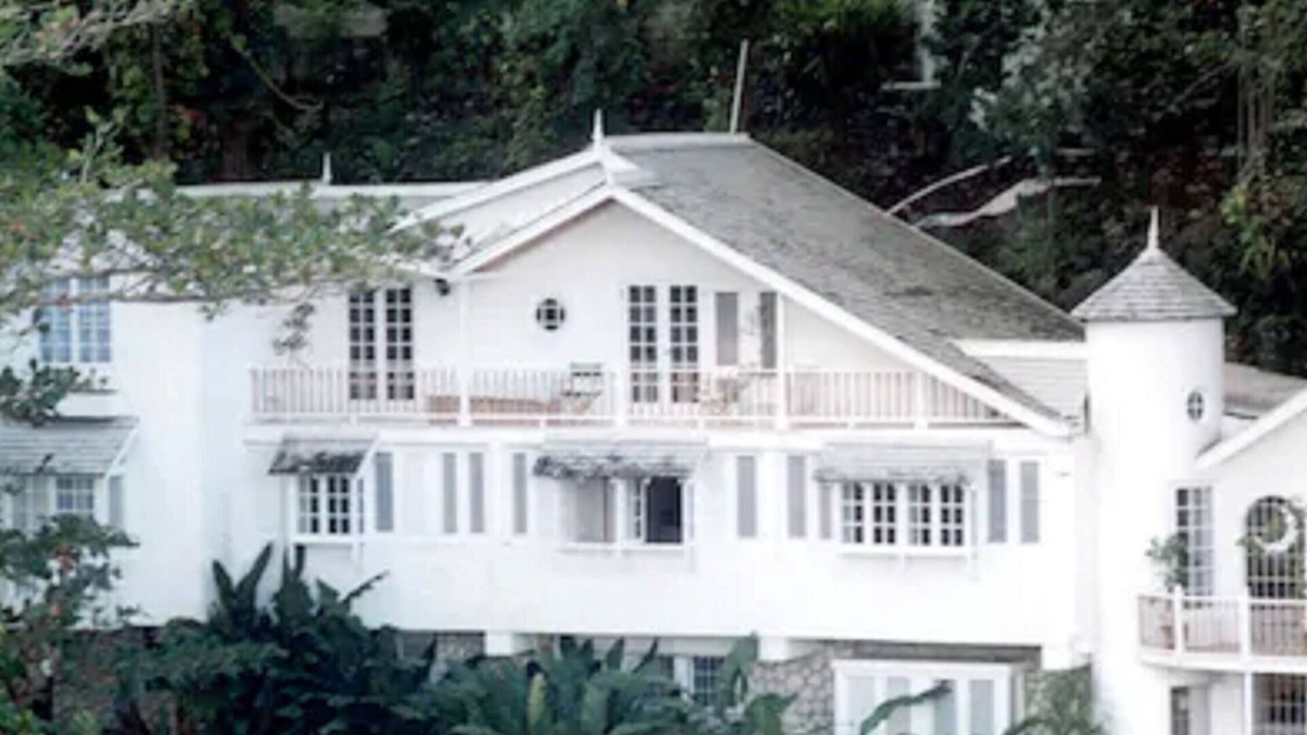Port Antonio Hotel | Moon San Villa at the Blue Lagoon