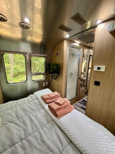 Crellin House | Moonbeam Airstream