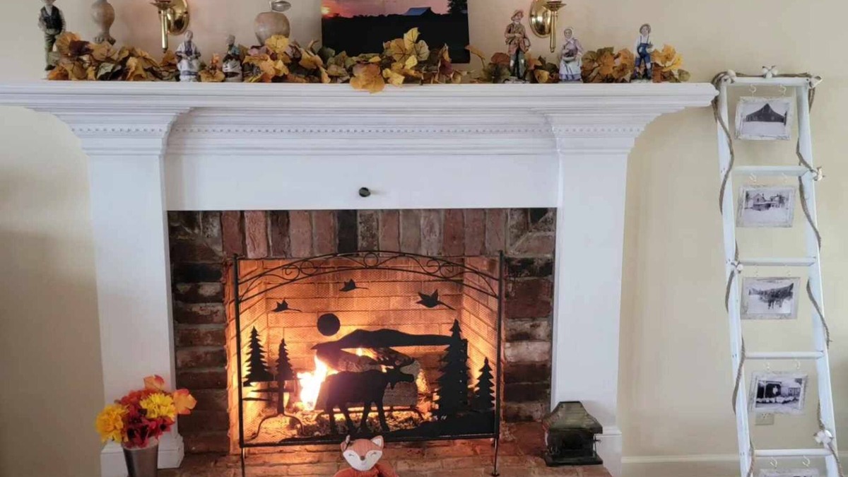 Burks Fork Bed & Breakfast | Moonlight Manor Bed and Breakfast
