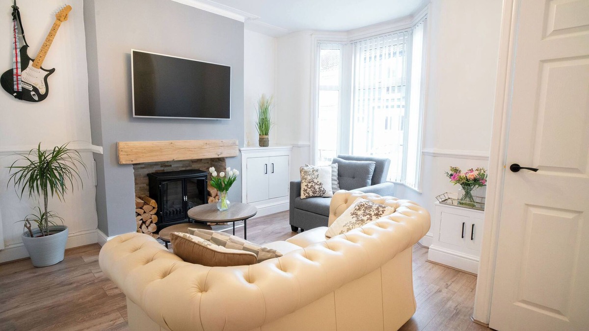 Anfield House | Moonlight Residence - Anfield Stadium, Free Parking and WiFi