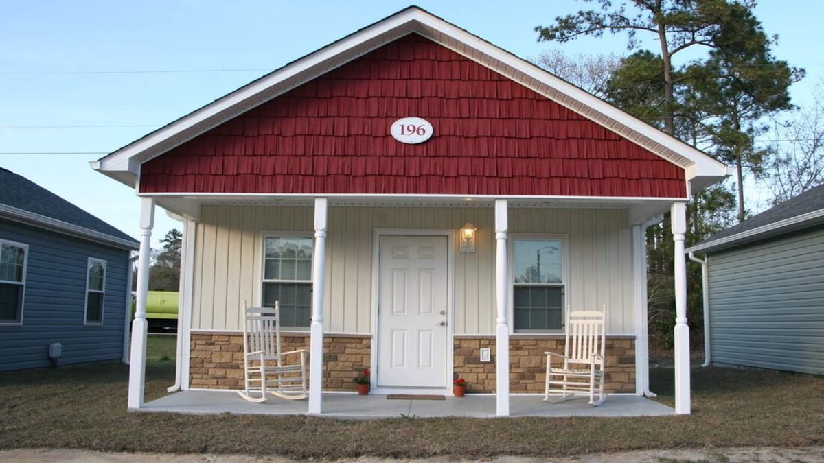 New Bern Cottage | Moonlight Suite 196*