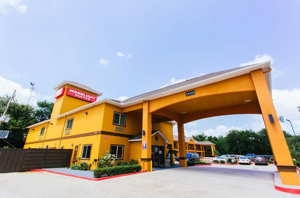 Greater Greenspoint Hotel | Moonlight Suites - Houston/George Bush Int'l Airport
