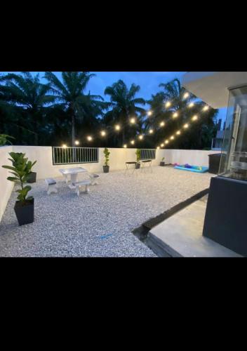 Bukit Rotan Villa | MoonLight Sweet Home Kuala Selangor 30pax karaoke