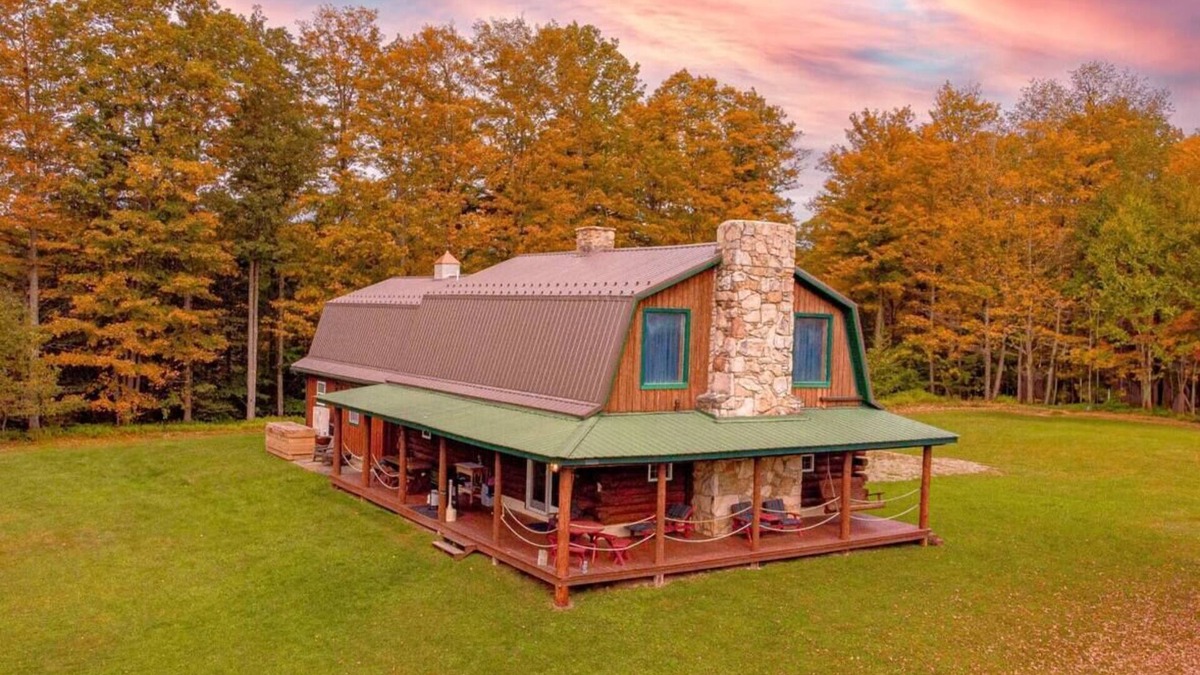 Coudersport Cabin | Moonraker 10 - Game Room Stargazing Field 1G Wi-Fi