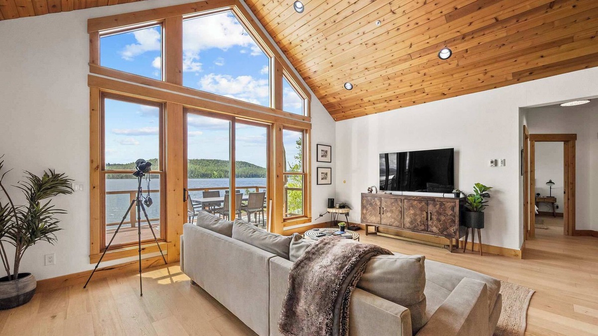 Worley House | Moonrise Trail Lodge | Incredible Views for Incredible Memories