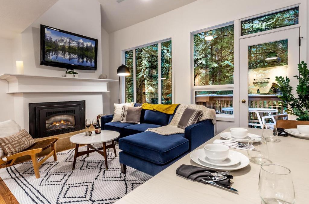 Deming House | Moonriver Retreat