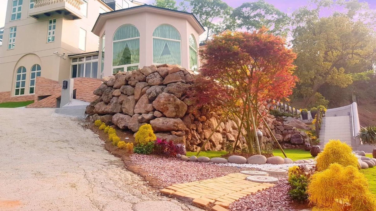 Touwu Bed & Breakfast | Moonshine B&B