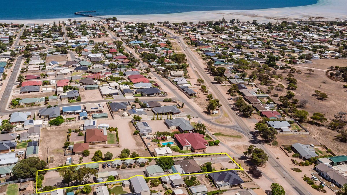 Moonta Bay Cabin | Moonta Bay Accommodation