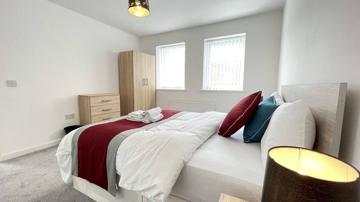 Durham House | Moor View Professional Let