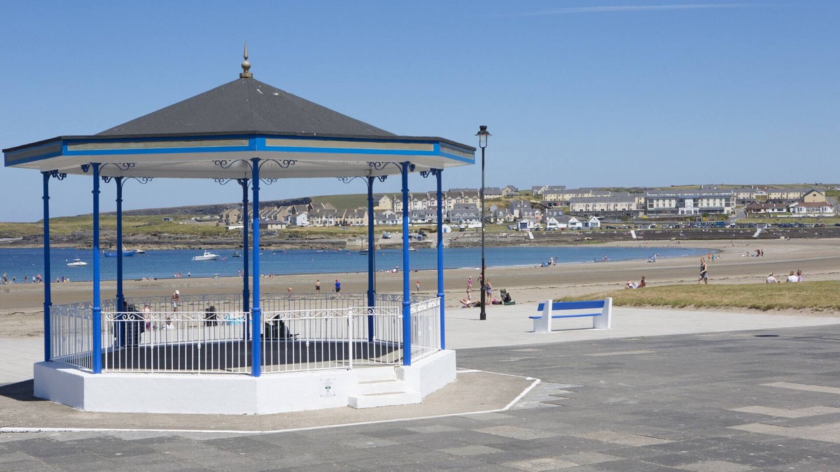 Kilkee Apartment | Moore Bay Holiday Homes