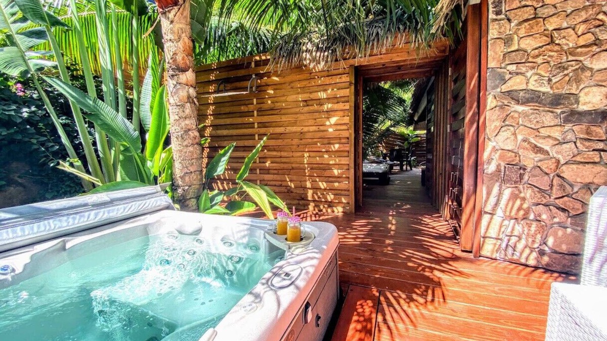 Pihaena Ski Chalet | MOOREA - CHILL & RELAX