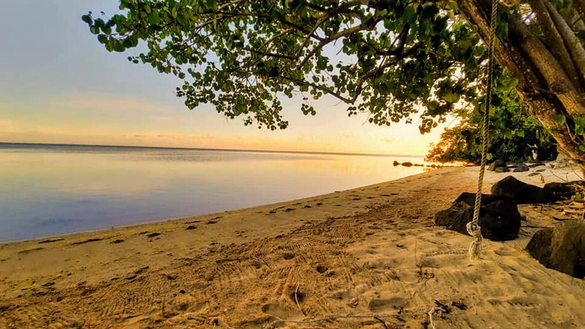 Moorea-Maiao Ski Chalet | MOOREA - Fenua Rahi Beachfront