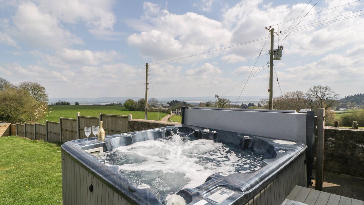Littledean Cottage | Moors Farm