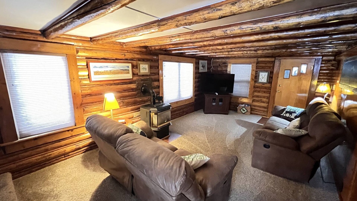 Lazy Acres Cabin | Moose Haven Vacation Log Home.
