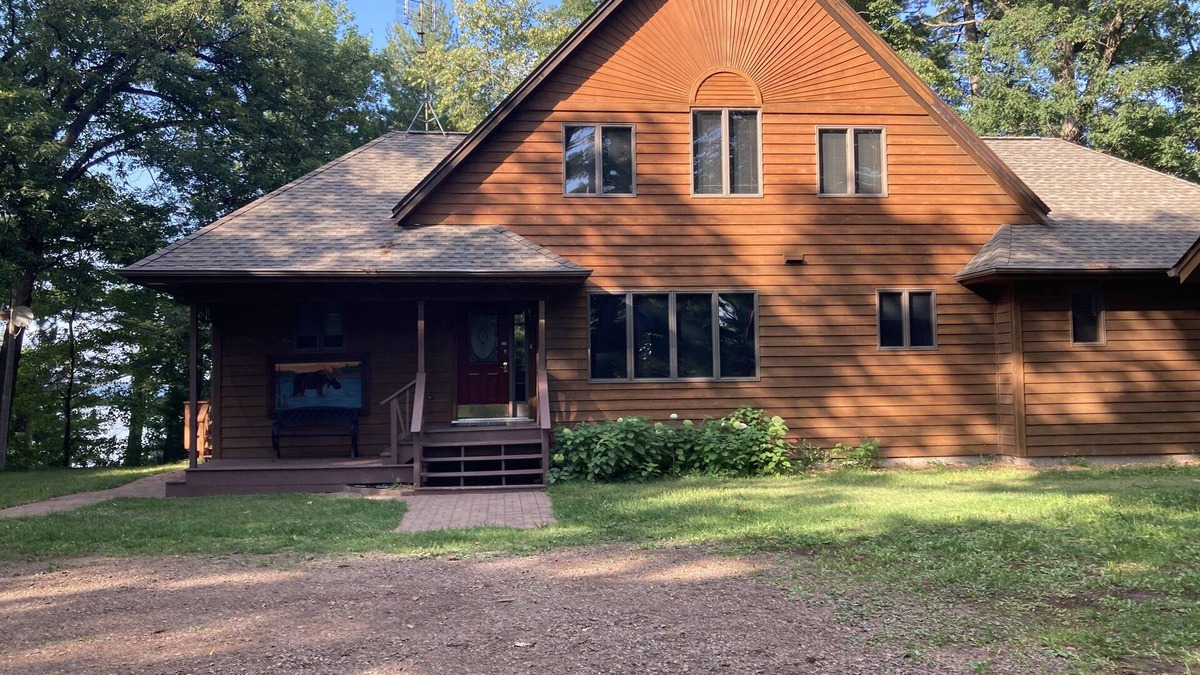 Webster Cabin | Moose Lodge on Big Yellow Lake