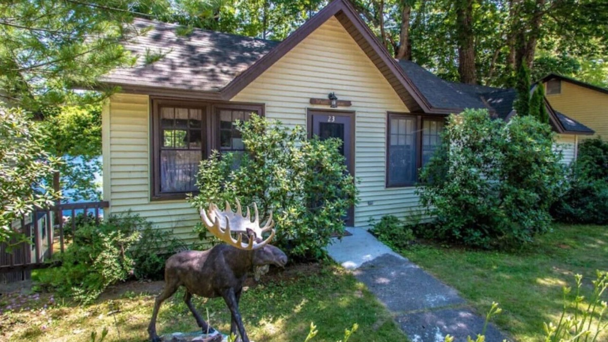Holderness Cabin | Moose Manor- Squam Waterfront