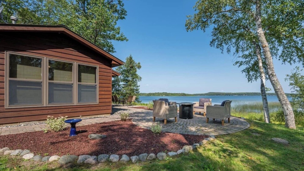 Cohasset Cabin | Moose Point Lookout - Two Bedroom cabin- Sunroom, Dock and Private Beach + Kayaks & Paddle Board