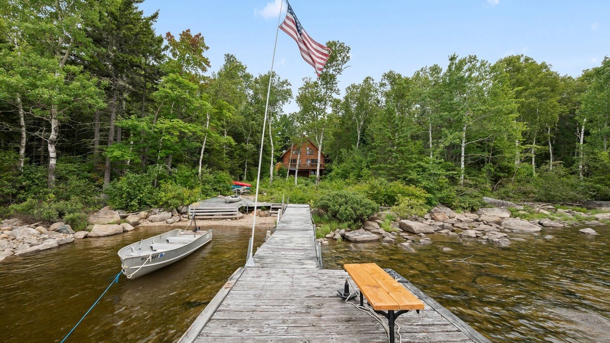 Rangeley Plantation House | Mooselook Margaritaville | Private Waterfront Mooselookmeguntic Lake | Dock, Mooring, Kayaks