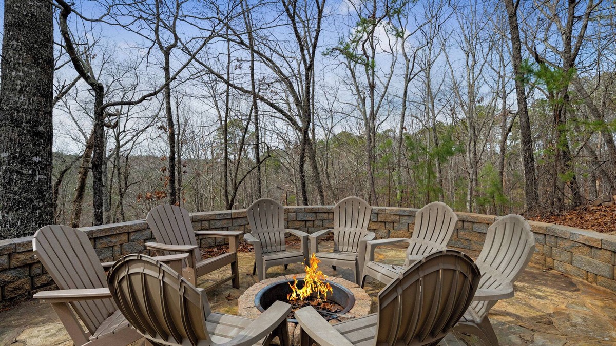 Ellijay Cabin | Moosin' Around Ellijay GA
