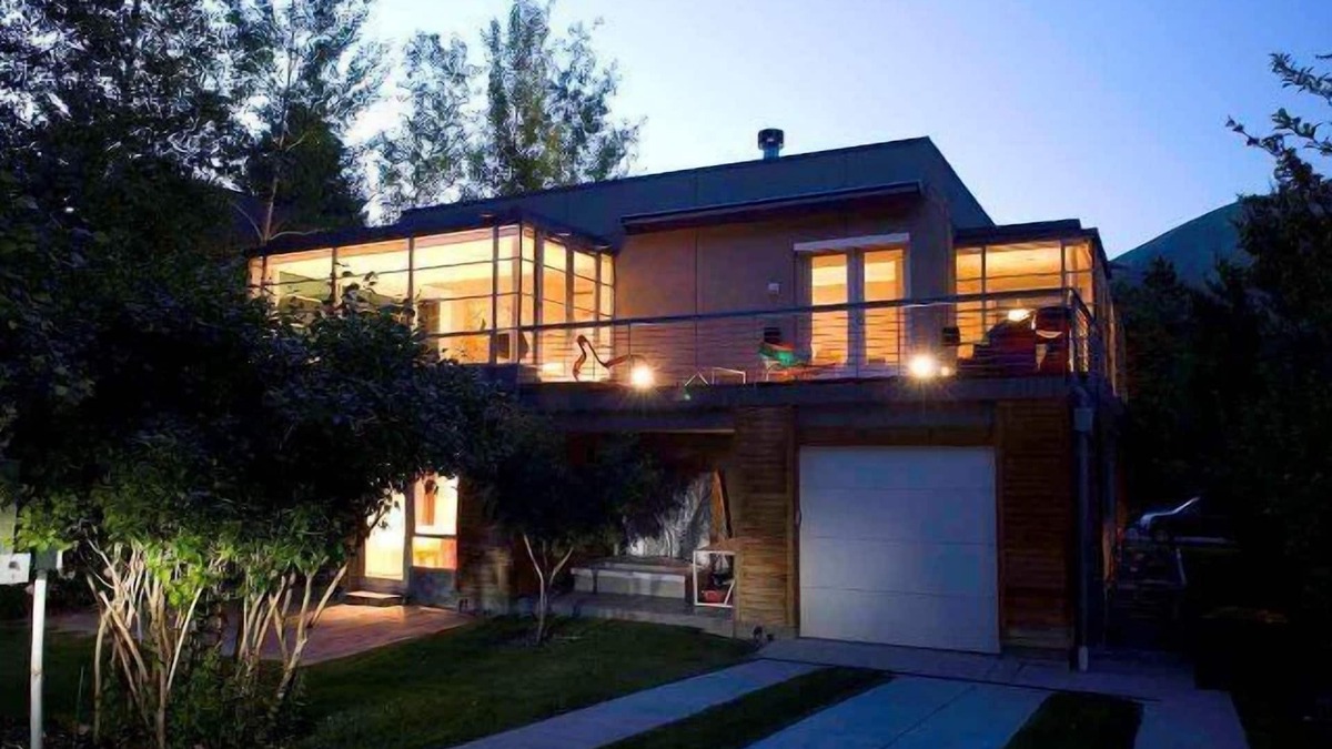 West End House | More bacon for your money!