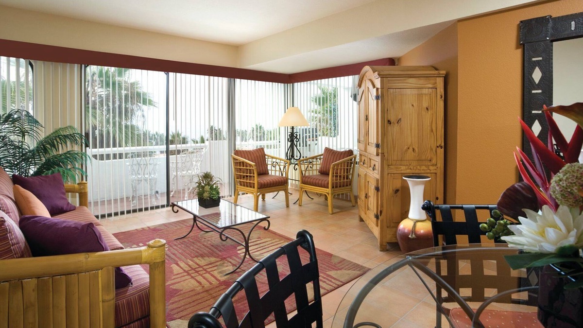 La Paloma Resort | More fun than you can possibly imagine !