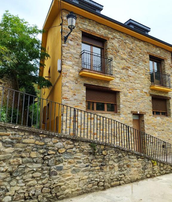 Molinaseca Apartment | Morgon House