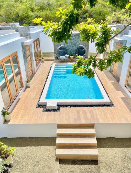 Curacao Apartment | Moringa Resort - Studio B with Pool, open Air Shared Shower Bath
