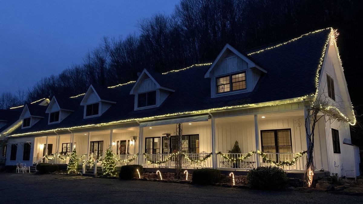 Slaty Fork House | MorningGloryInn.com 5 star Inn at Snowshoe