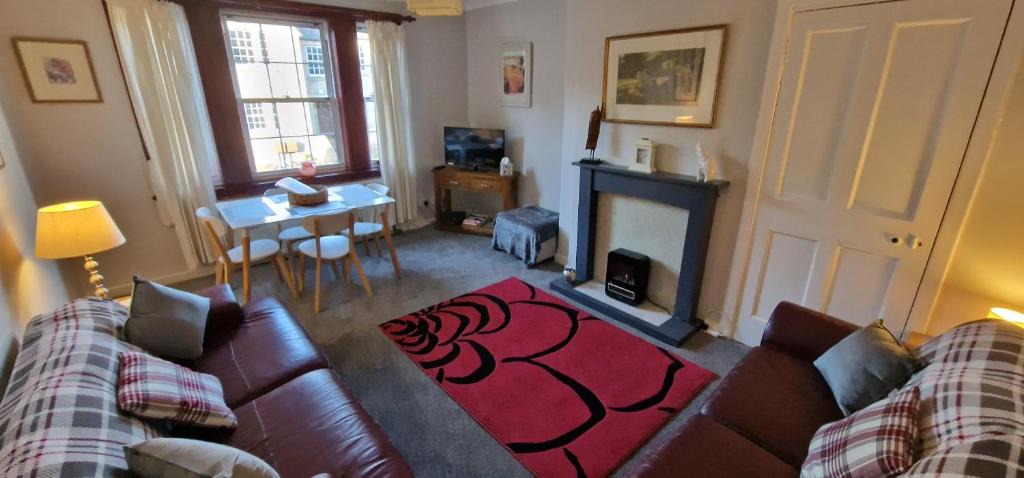 Stirling Apartment | Morris Terrace Apartment