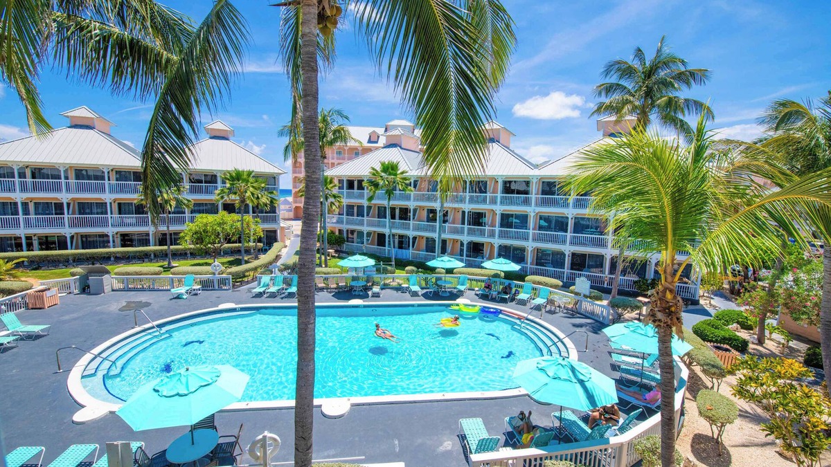 Colliers Bay Condo | Morritt's Tortuga Club 1 BR LUXE Condo Sleeps 4