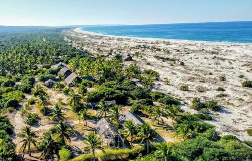 Morrumbene Cabin | Morrumbene Beach Resort