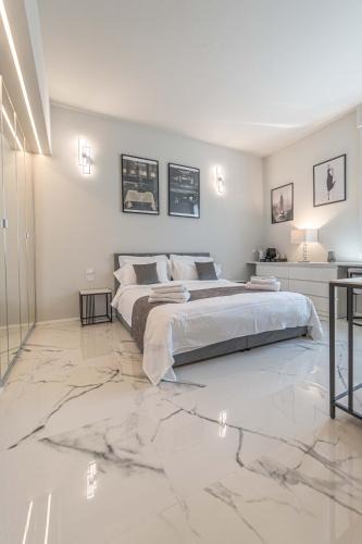 Porta Tenaglia Apartment | MOSCOVA LUXURY NEW Suite