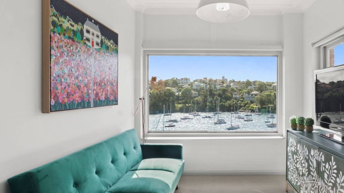 Mosman Apartment | Mosman Bay views 2 Bed Apartment