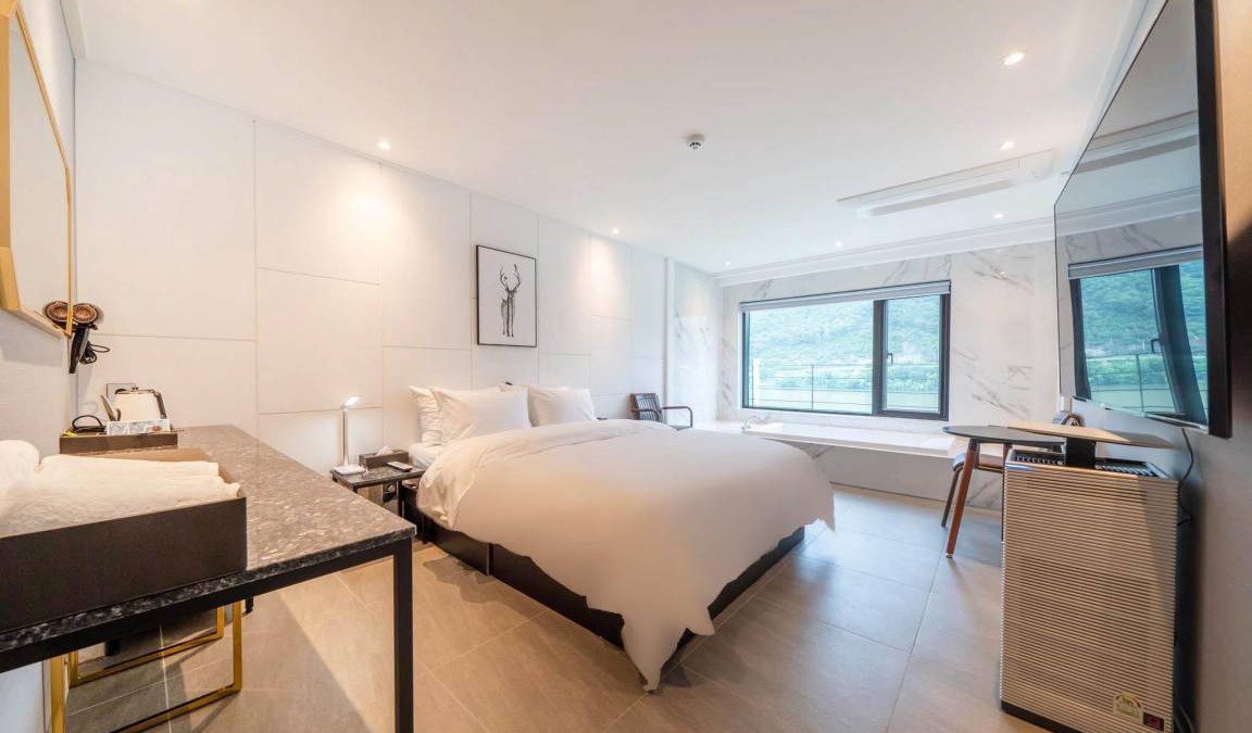 Seojong Hotel | Motel ∙ 2 guests