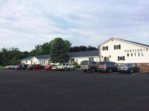 Port Ontario Hotel | Motel ∙ 5 guests